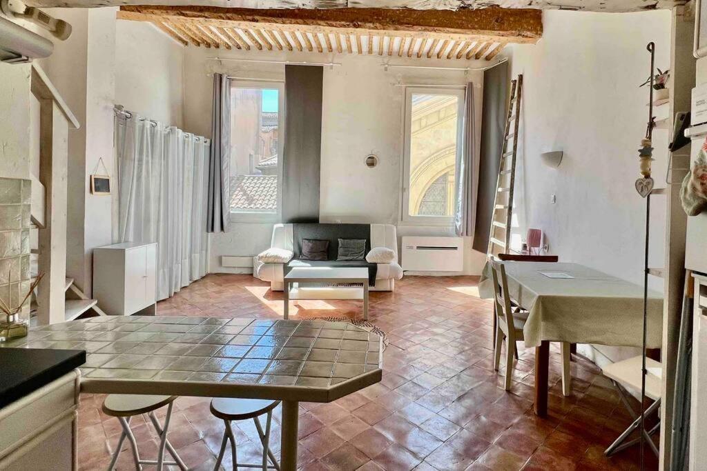 Appartement De Charme Au Coeur D'Aix Aix-en-Provence Bagian luar foto